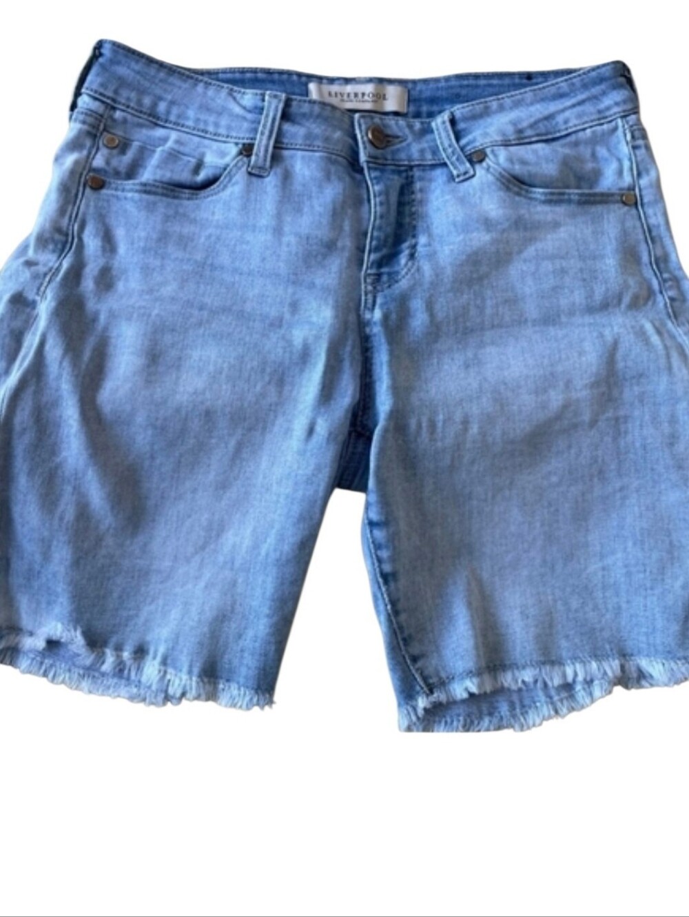 Liverpool Size 6 Light Wash Denim Shorts Frayed Hem